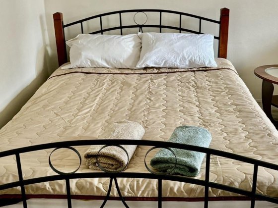 Посуточно,почасово 1к квартира в 5 мин.ходьбы от м Дарница Киев