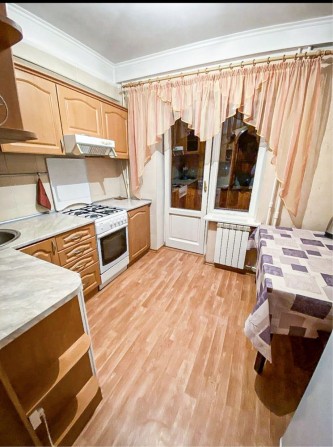 Подобово затишна квартира з усіма зручностями. Метро Оболонь. - фото 1