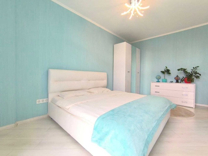 Посуточно евродвушка в ЖК Комфорт Таун Левобережная Дарница - фото 1