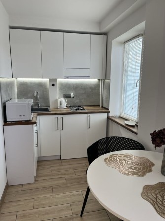 Подобова квартира Патріотична 52 - фото 1