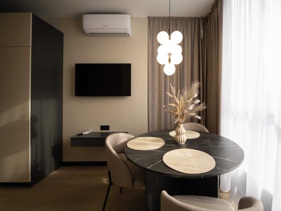 #3581 Затишні апартаменти подобово, метро Житомирська, СВІТЛО Є ЗАВЖДИ Киев