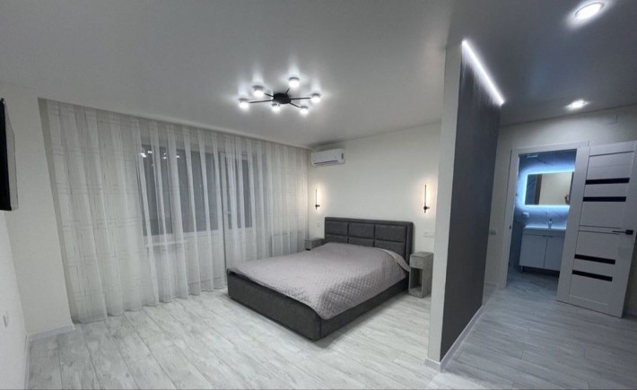 Квартира LUX вул. Вокзальна, центр, жд вокзал, парк Ковалівський - фото 1