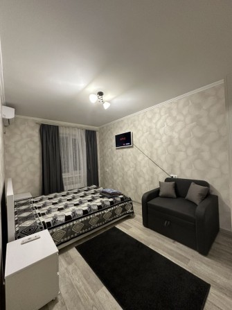 Подобово здам 1к квартиру - фото 1