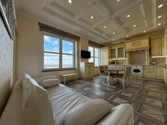 Дельмар Люкс. Центр. Vip. Видовая 3 кв. Почасово и посуточных Дніпро