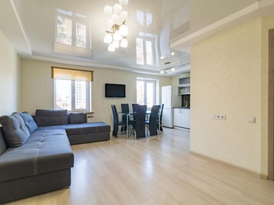 Люкс вид на Днепр, центр, джакуззи Дніпро