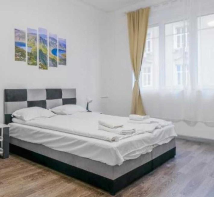 ВІЙСЬКОВИЙ госпіталь, вул. ЛИЧАКІВСЬКА, (1 кімн., центр) - фото 1