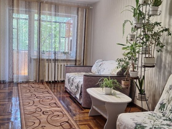 Трехкомнатная кв-ра,9-я больница,Правый,БородинскийПравыйберег. Запоріжжя