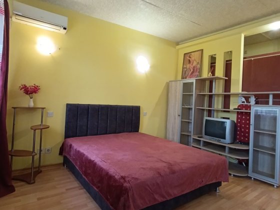 Сдам 1 к посуточно квартира проспект Гагарина науки Дніпро