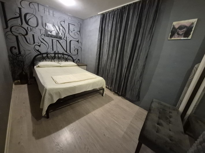 Сдам 1о.ком. квартиру р-н 5,6  больниц  700гр. - фото 1