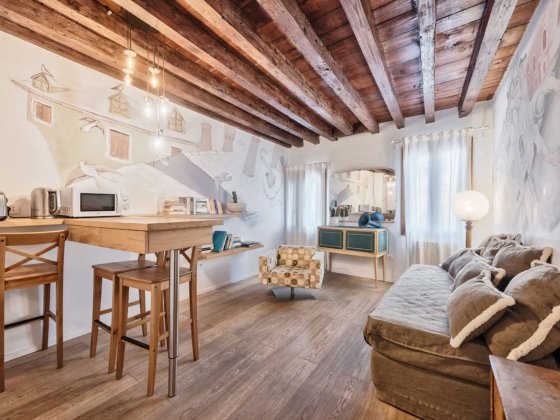 Стильний лофт для двох Киев