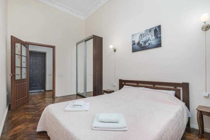 Оренда подобово 1 кімнатна квартира, поблизу м. Харківська - фото 1