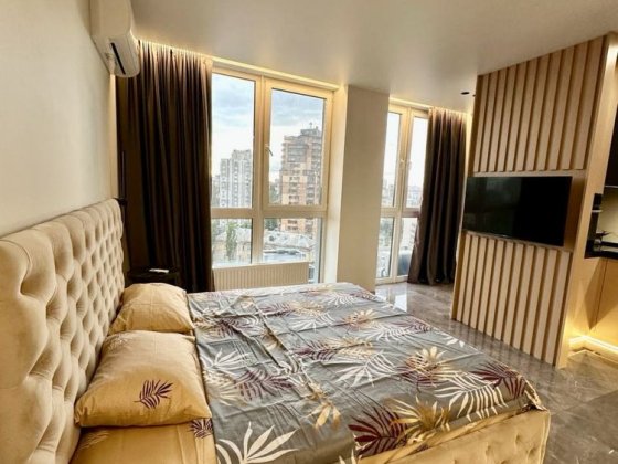 Подобова оренда 1к квартири ЖК Старт Киев