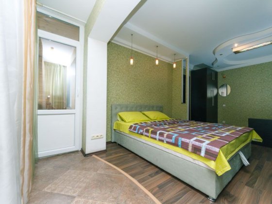 Сдам ПОЧАСОВО, 1-к. кв-ра, м. Минская, ЛЮКС. Київ