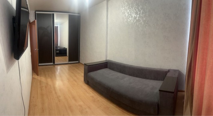 7 Небо сдам 1-комнатную квартиру посуточно - фото 1