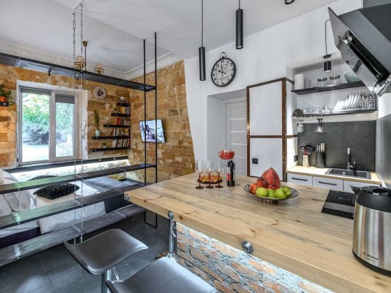 Аренда апартаментов посуточно Лофт/6011 Одесса