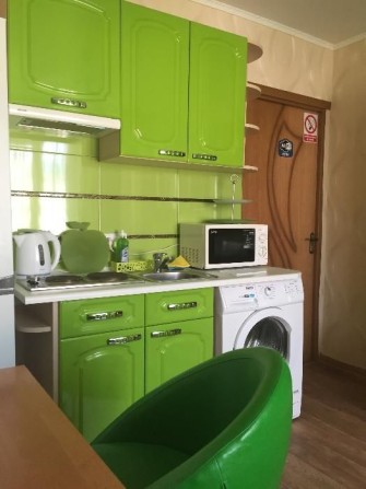 Квартира посуточно, 1к студия, Ипподром ул. Дмитрия Луценк - фото 1