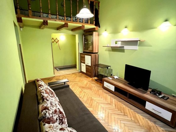 Проспект Свободи, центр,  подобово Львів