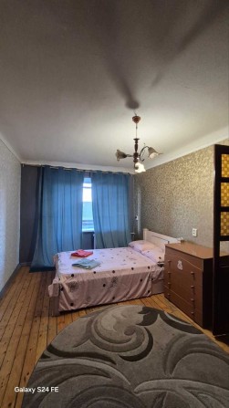 Здається подобово  2-к квартира в центрі міста вул. Нижнедніпровська. - фото 1