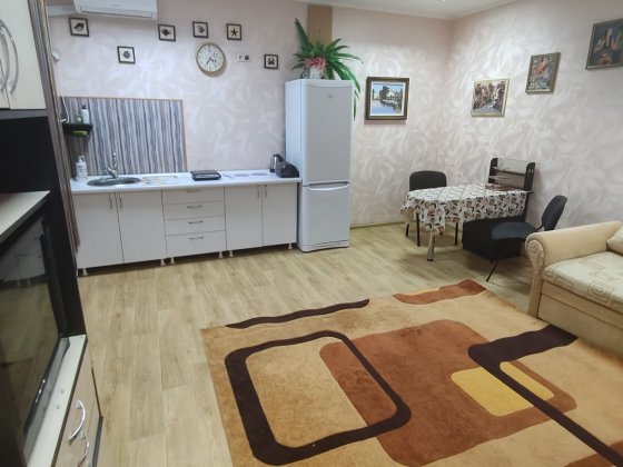 Комфортна і тепла двокімнатна квартира подобово. Біля Сіті. Николаев