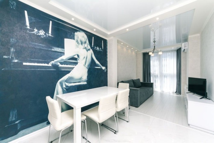 Генератор!Сдам дизайнерскую 2-х кімнатну квартиру на Драгоманова - фото 1