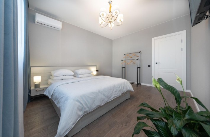 5 поверх, 2-к кв, Ревуцького 40в, ЖК Лебединий, Харківська, Позняки - фото 1