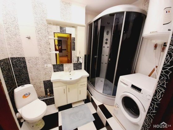 Сдается 2-ух комнотная квартира ПОСУТОЧНО, просторная современная Миколаїв