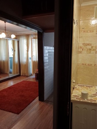 Посуточно,почасово. Черемушки, ул.Космонавтов/Парк Горького (Твена) - фото 1