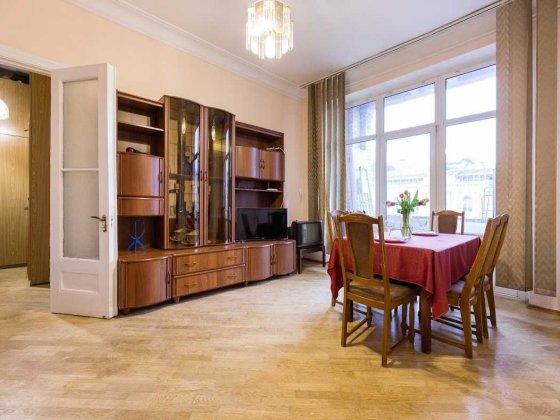 2к Велика Васильківська 29, квартира подобово,метро 3 хв Киев