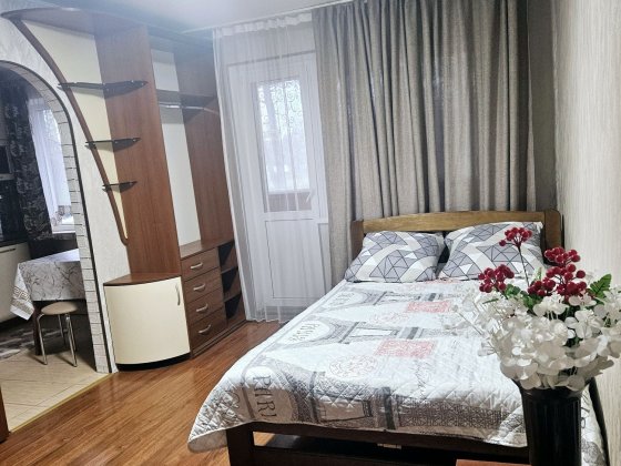 Посуточно!Новые Дома,Комунальный р-к,Ньютона Масельского  Мира Харьков