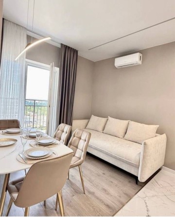 Аренда посуточно квартир с терассой ЖК 60 Жемчужина, ул.Краснова центр - фото 1