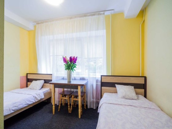 окрема кімната біля вокзалу, метро Вокзальна — подобово, погодинно Киев