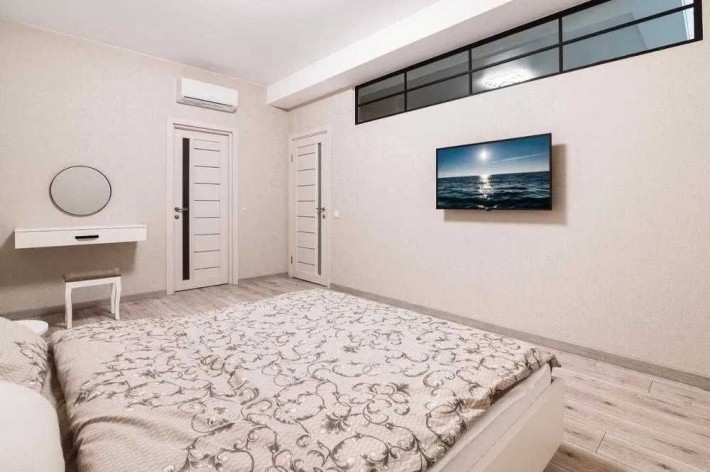 Оренда подобова 1к квартири поблизу м. Оболонь (7 хвилин) - фото 1