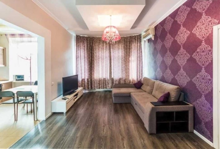 Подобова оренда 2к квартири в Оболонському р-ні, м. Оболонь - фото 1