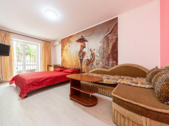 Свободна Центр поч/посут Дерибасовская-Соборка-6 . хозяйка Одесса