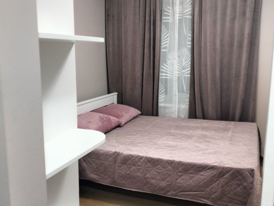 Подобова оренда.Вул Площа Святого Теодора.