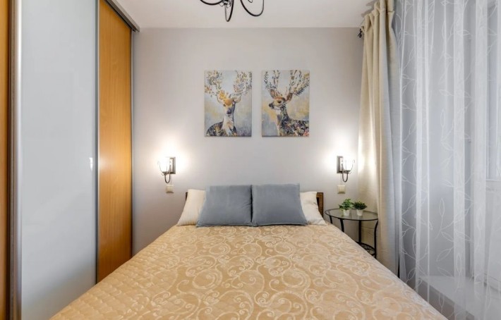 Личаківська Воєнний госпіталь,Чехова,Погодинно-Подобово - фото 1