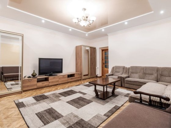 ‼️Оренда просторої квартири Центр ПОГОДИННО • ПОДОБОВО‼️Вільна ЗАРАЗ