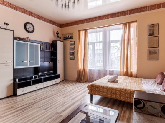 СУПЕР ЛОКАЦІЯ /// Подобово квартира на площі Данила Галицького ЦЕНТР Львів