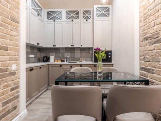 ШИКАРНИЙ РЕМОНТ‼️VIP апартаменти Площа Ринок • Самозаселення 24/7 Львів