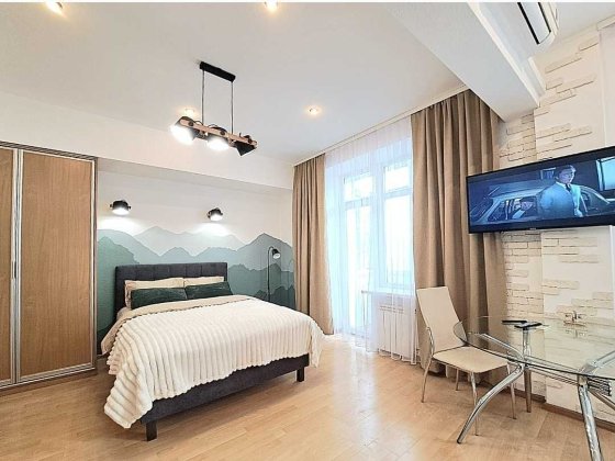 Центр! Смарагдова студія на Дарвіна , біля метро, ТРЦ Никольский Харків