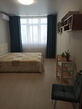 Сдам посуточно квартиру в ЖК "Одесские традиции" - фото 1