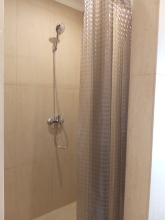 Квартира,три кімнати роздільні - фото 1