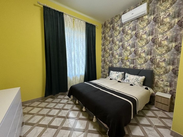 Сдам большую,стильную квартиру в Лузановке, у моря посуточно - фото 1