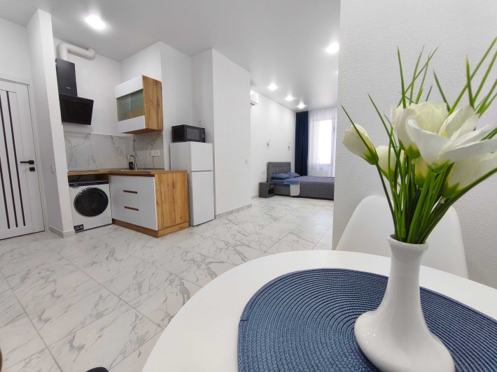 Своя студия посуточно Золотой Берег 16 станция Фонтана - фото 1