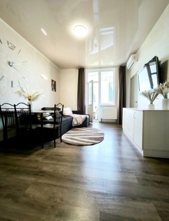 ПодобовоСвоя 3комн3эт17эт 5СпМест 2Балкона ЛоджияАркадияМоре13мин - фото 1