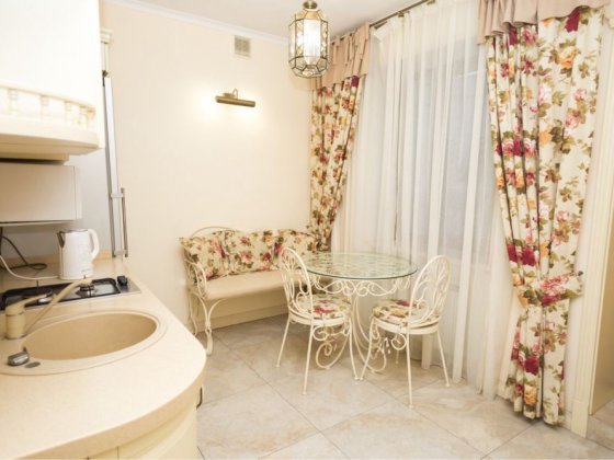 Дерибасовская 20.2 спальни.Центр.Посуточно Одеса