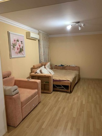 Сдам посуточно 1ком. Квартиру - фото 1