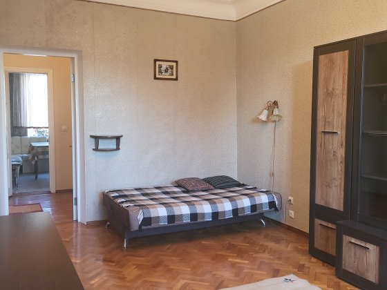 Здамо затишну двокімнатну квартиру на Печерську. Київ