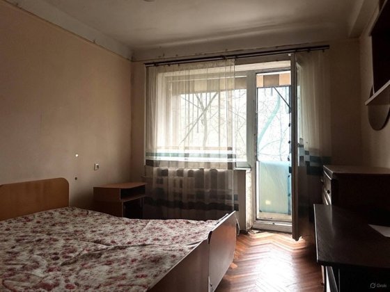 Продаж 1 кім. квартири в житловому стані, 2 поверх, вул. Межова, 19б. Виноградар Київ