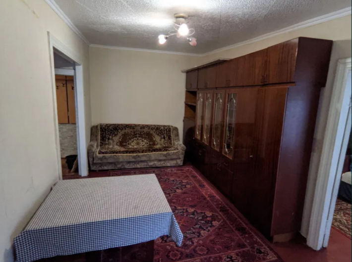 2х к Романа Кармена/ п-т Шевченко. Кирпичный дом. Дворовая. - фото 1